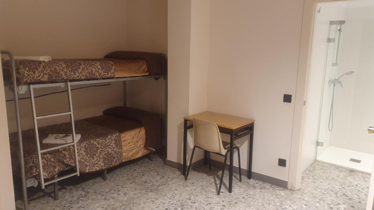 Albergue Peregrinos San Francisco De Asis León Dış mekan fotoğraf