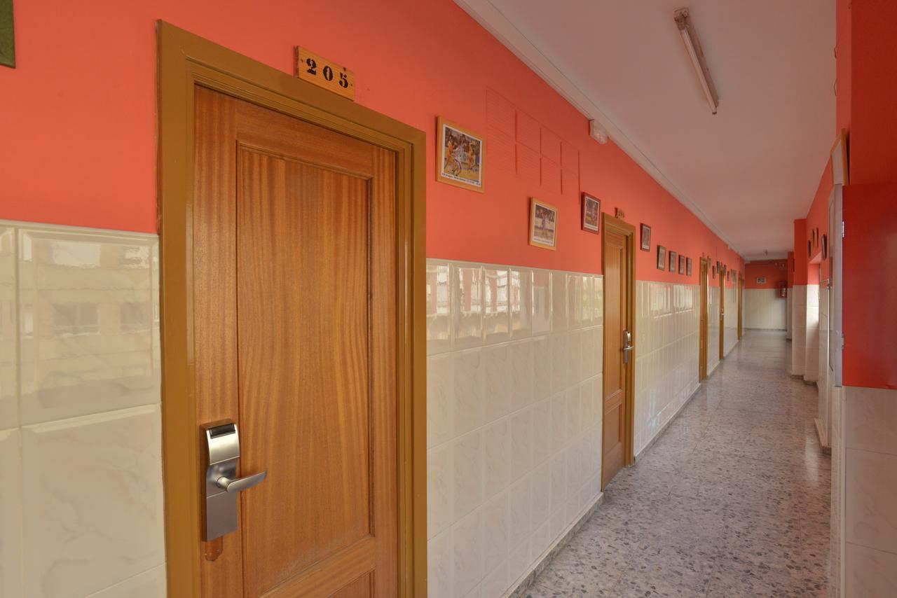 Albergue Peregrinos San Francisco De Asis León Dış mekan fotoğraf